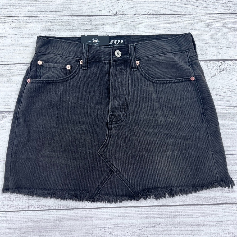 NWT Umgee Frayed Hem Button Fly Black Denim Jean Mini Skirt Size 28 💗